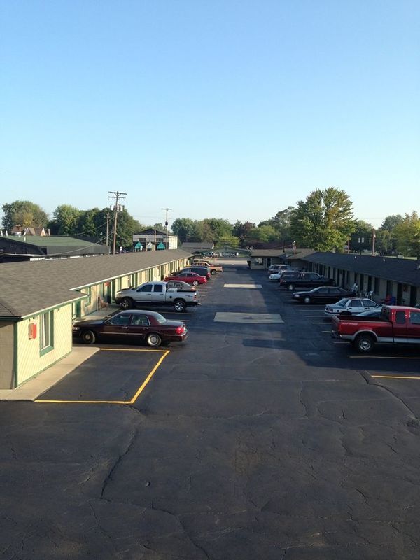 Currys Motel By Oyo Saginaw Mi Εξωτερικό φωτογραφία