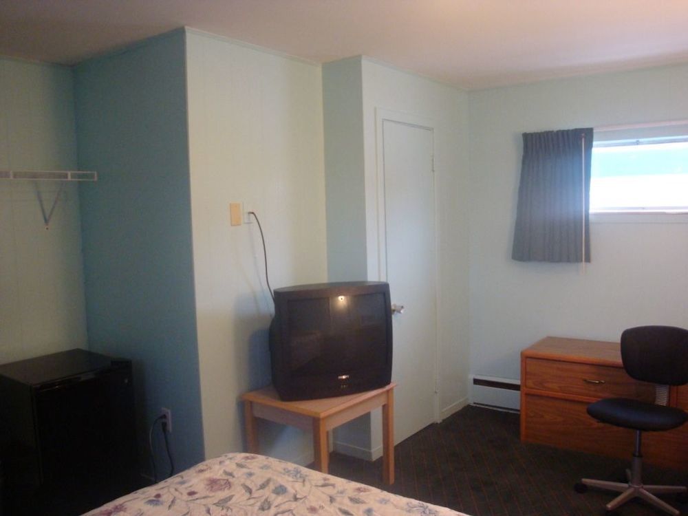 Currys Motel By Oyo Saginaw Mi Δωμάτιο φωτογραφία